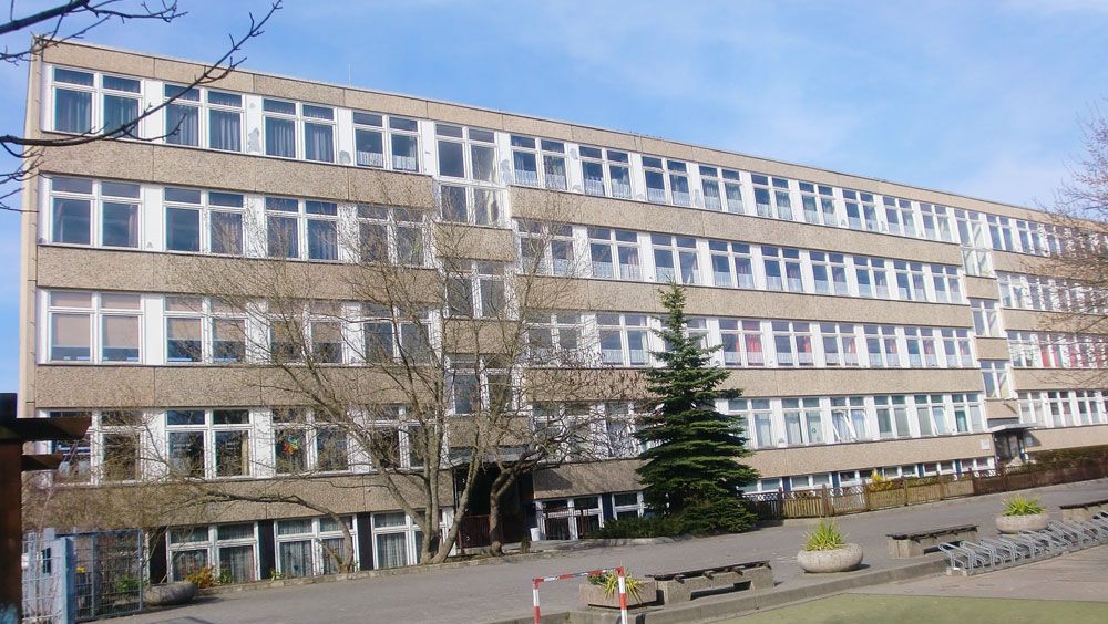 Gebäude der 94. Oberschule